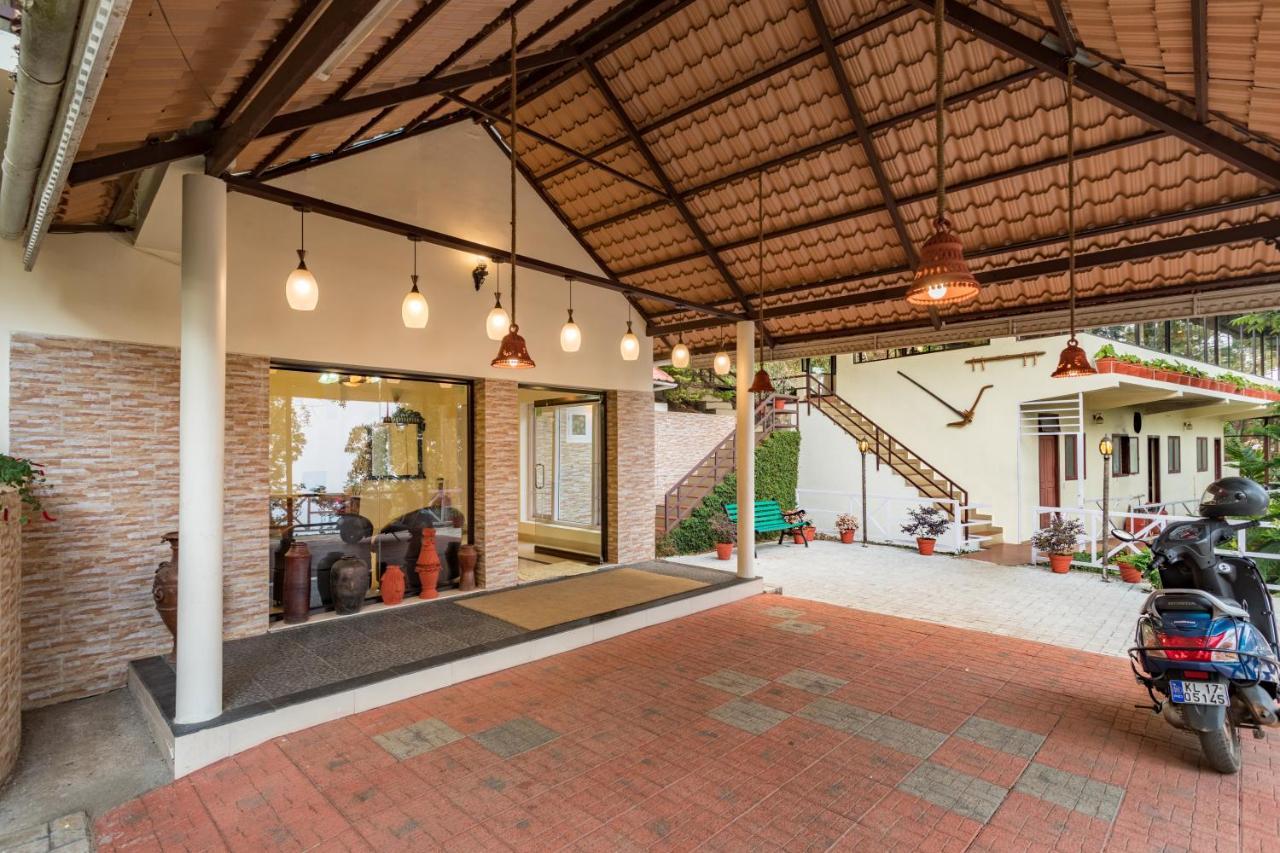 Violet Woods Hotel Munnar Buitenkant foto